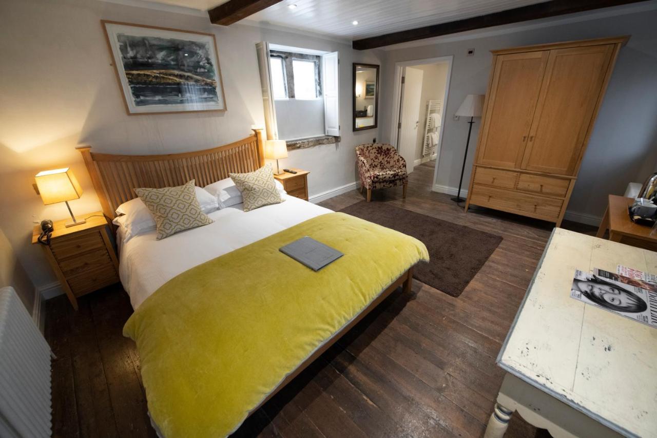 Wheelwrights Arms Country Inn & Pub Limpley Stoke Buitenkant foto