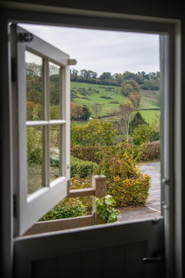 Wheelwrights Arms Country Inn & Pub Limpley Stoke Buitenkant foto